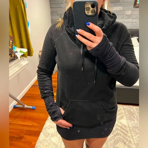 Lululemon don’t hurry be happy, reversible hoodie/sweater